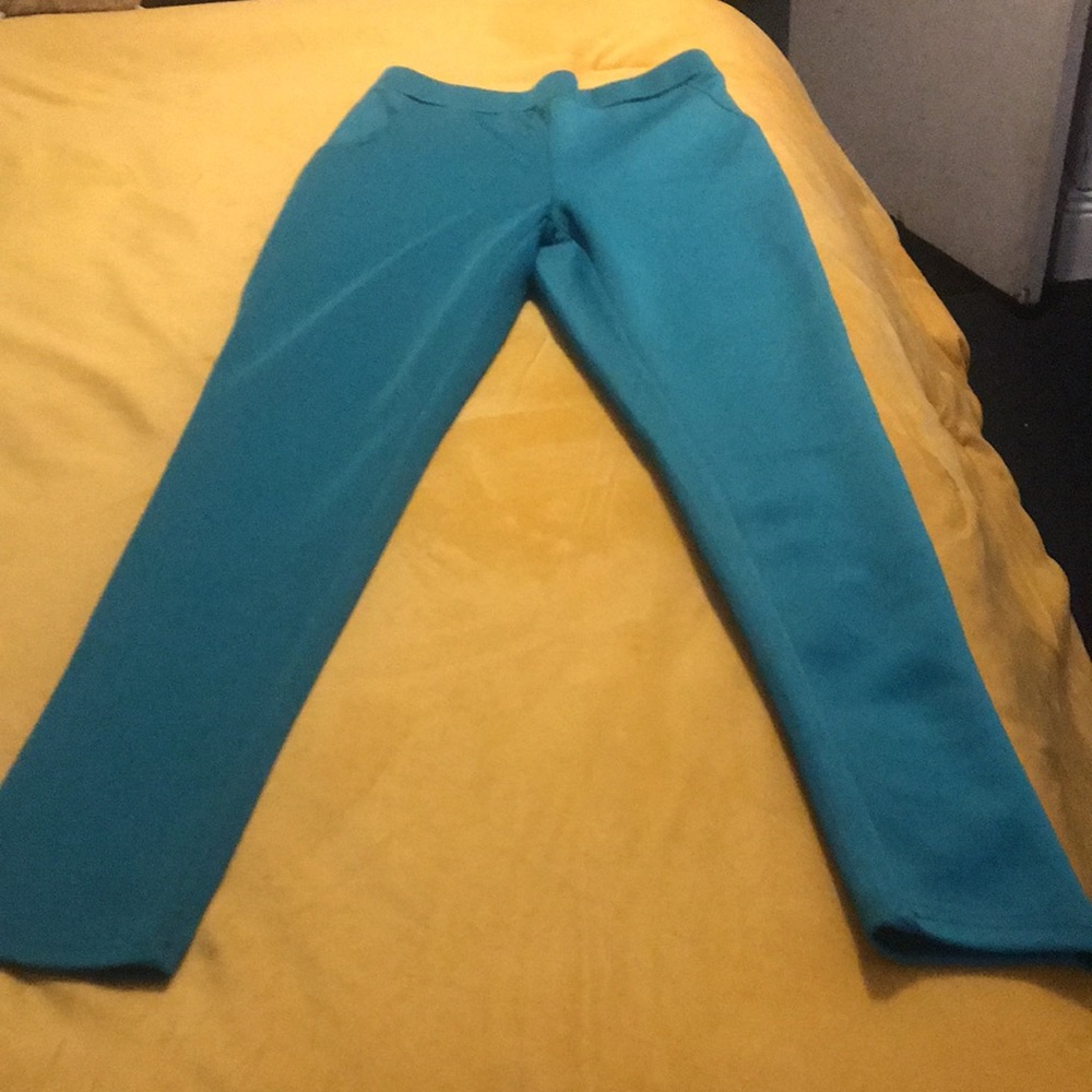 Pants - Picture 2 of 4